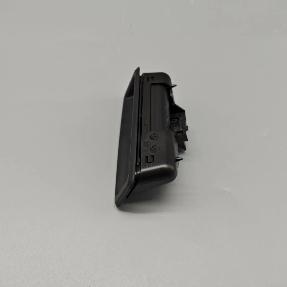 51247118158 For BMW E60 E90 E91 E92 E70 Boot Trunk Handle Release Switch 7118158 Foto 2 de 4