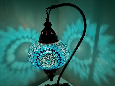 Orientalische Mosaiklampe – Tischlampe, Handgefertigt, Mit Silber-Mosaiksteinen, Für E14 Birnen, 32 Cm Hoch