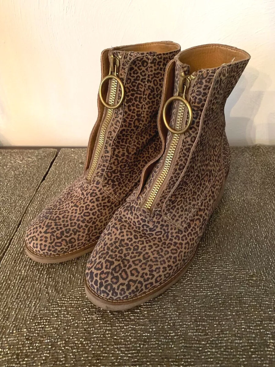 Leopard/Lucky Brand Ankle Boot -Front zip Women's TIBLY size 39 or 8.5  (runs sm)