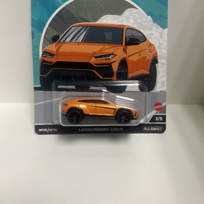 HOT WHEELS PREMIUM 2022 - CAR CULTURE AUTO STRASSE - ORANGE - LAMBORGHINI URUS