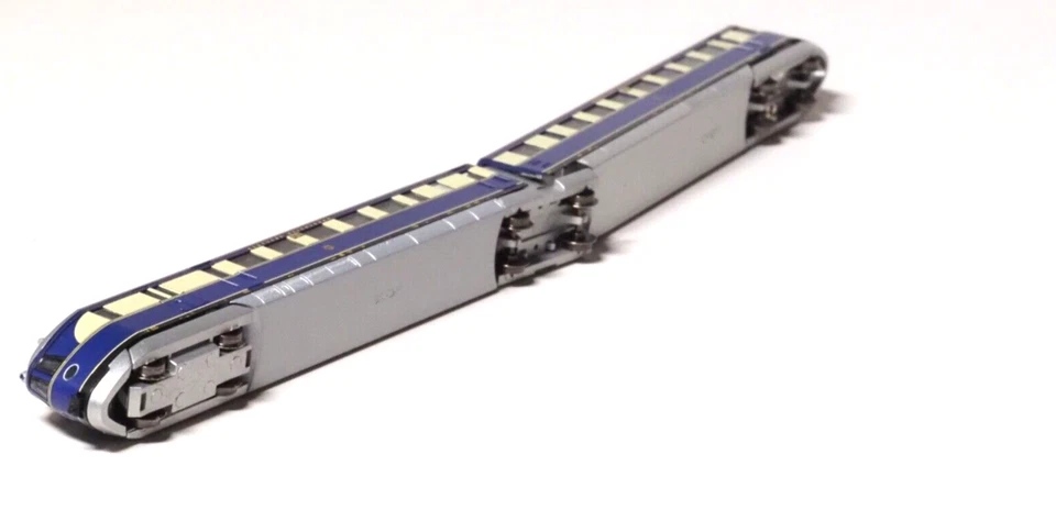 88873 Marklin Z-scale Diesel Express Rail Car BR SVT 137 DRG, 5 Pole Motor, LED - Image 4 of 4