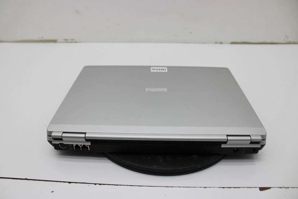 Toshiba Satellite M45-S331 Laptop Intel Pentium M 2GB Ram No HDD Bad Battery - Image 4 of 4