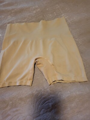 Shaper M L Tan Spandex Shorts No Label Tags