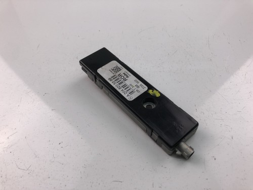MERCEDES-BENZ C W204 Antennenverstärker  A2048205589 2009 15080528