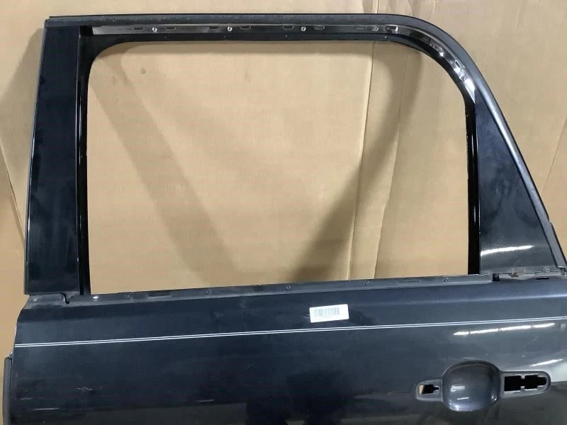 Saturn Outlook XE 2007 carcasa de puerta trasera izquierda del lado del conductor gris oscuro metálico OEM+ Foto 3 de 4