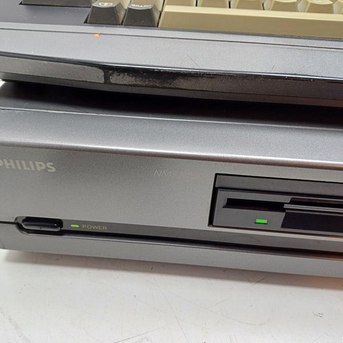 Philips NMS-8250 MSX 2 Computer +Keyboard WORKING DISKDRIVE Books,Disks,Magazine - Afbeelding 20 van 23