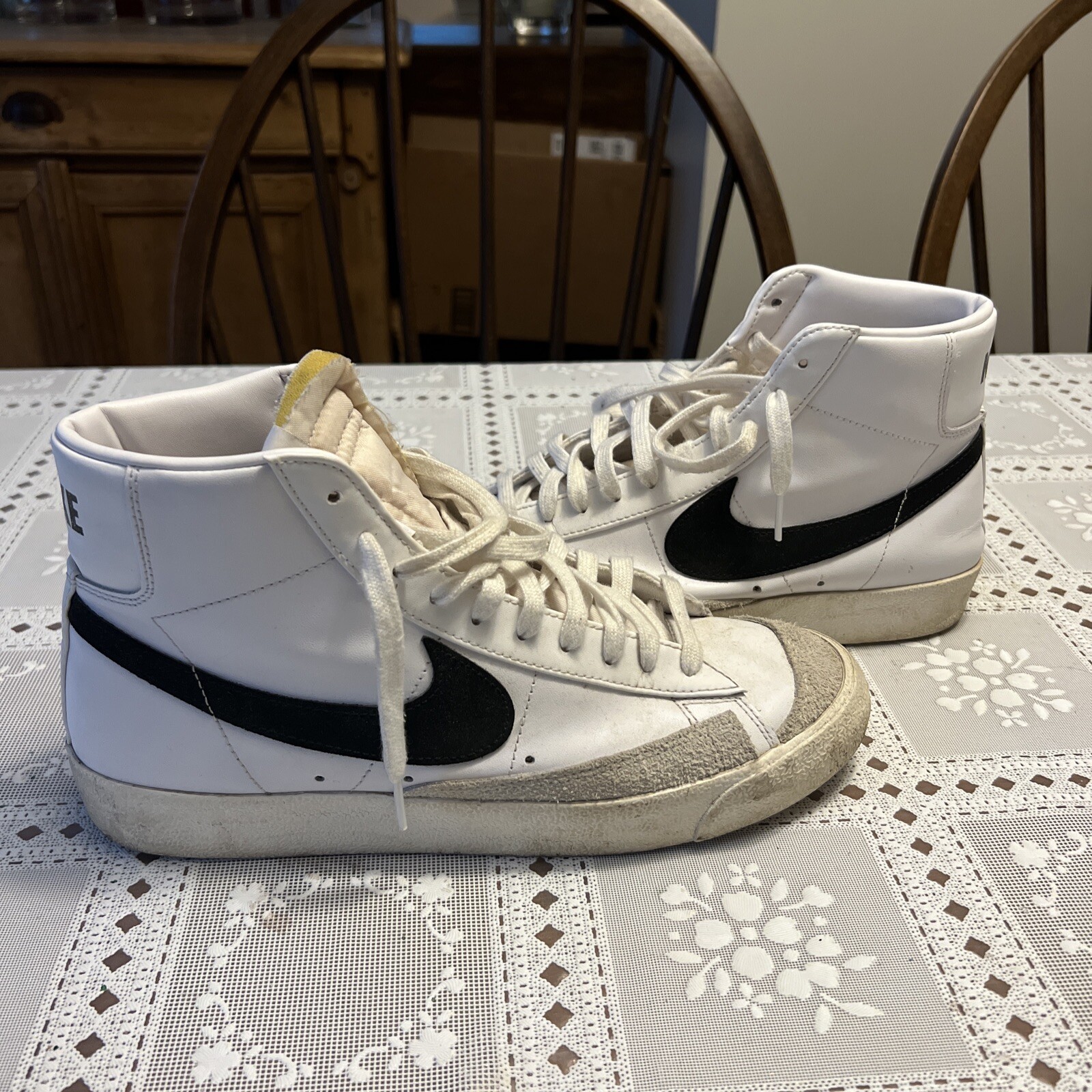 Size 11 Nike Blazer Mid 77 Vintage White Black 2019
