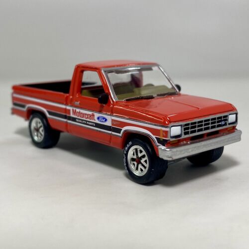 Johnny Lightning 1983 Ford Ranger & Blue MotorMax 6052 Pickup 1:64 Diecast Lot - Picture 4 of 24