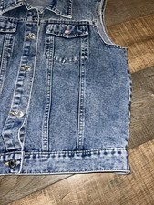 Sleeveless Distressed Women s Denim Jean Vest Sz M Button Down