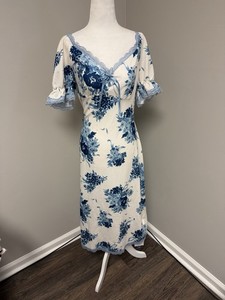 chinese dress ladies Cider Blue Midi-Maxi Dress Cutout Top Boho Floral Size Small  LA Style  Inspo