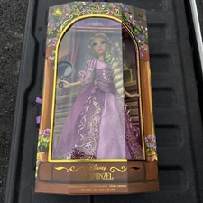 2025 Disney Tangled 15th Anniversary Rapunzel Limited Edition 17” Doll In Hand