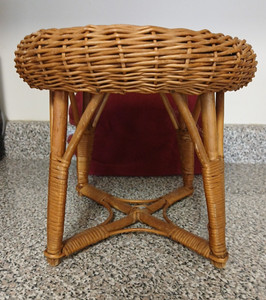 Classic VTG Wicker-Rattan Foot Stool Plant Stand Natural Brown 11"H X 12.5"R