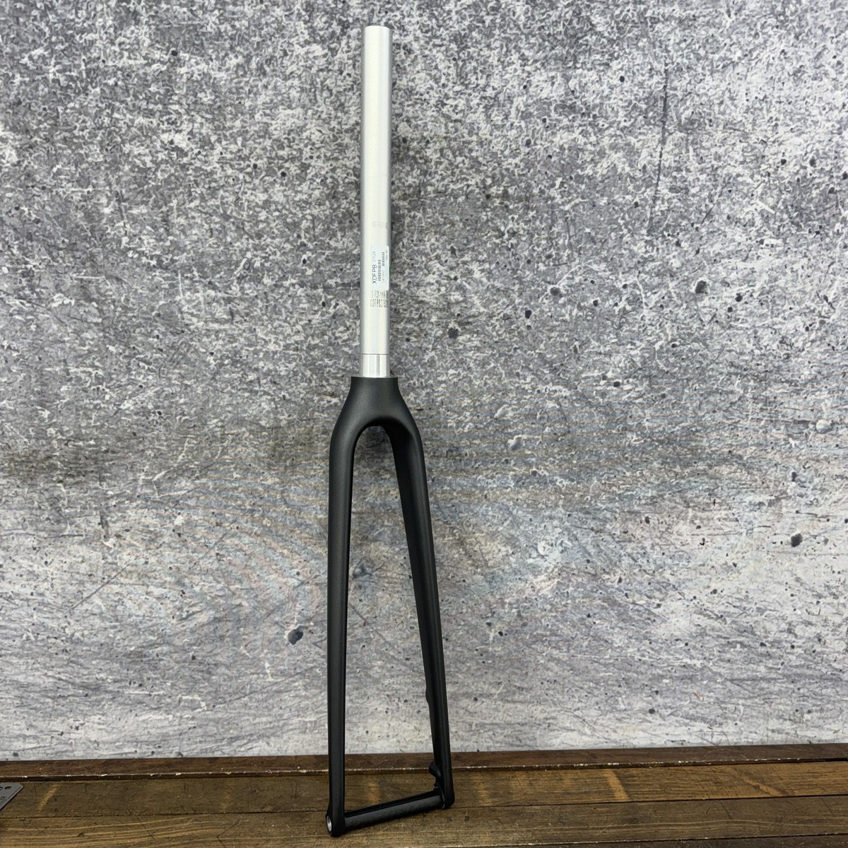 Trek FXS5 HCM Carbon 700c Fork 1 1/8 Threadless Disc Thru Axle 12