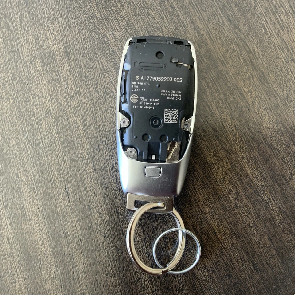 SOLO PARA REPUESTOS ORIGINAL MERCEDES BENZ OEM LLAVE INTELIGENTE MENOS ENTRADA MANDO A DISTANCIA COCHE Foto 3 de 3