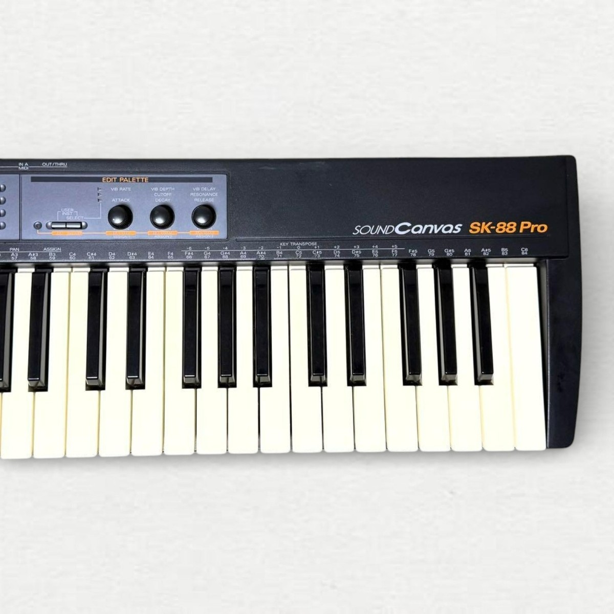 Roland SK-88 Pro Sound Canvas Sintetizador Teclado de Sonido