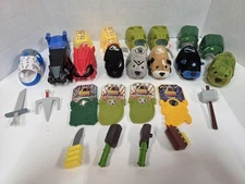 Zhu Zhu Kung Zhu Battle Hamster Serge Drayko Azer Stonewall Thorn Armor Weapons