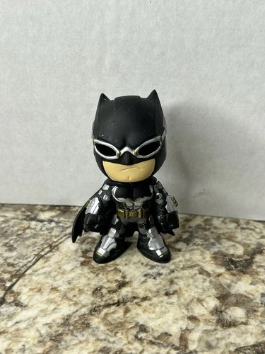 2017 Funko DC Comics Mystery Minis Tactical Armor BATMAN Vinyl 3" Figure