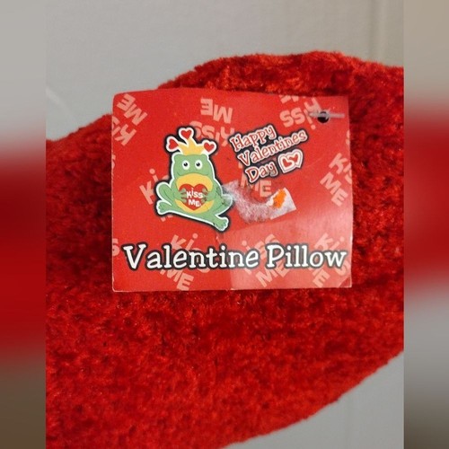 Be Mine Embroidered Red Faux Fur Heart Shape Accent Valentine's Day Throw Pillow - Picture 3 of 3