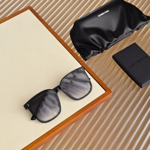 Gentle Monster Sunglasses Lilit | eBay Gentle Monster Sunglasses Lilit | eBay