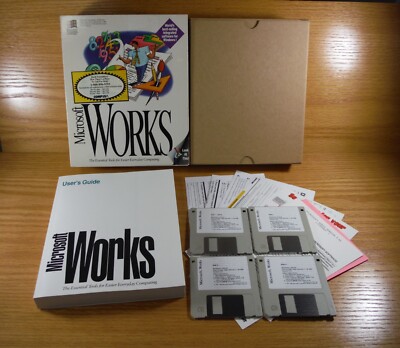 1993 CIB Microsoft Works 3.5'' Floppy Disk Installation Disks w/ Manual & Inserts