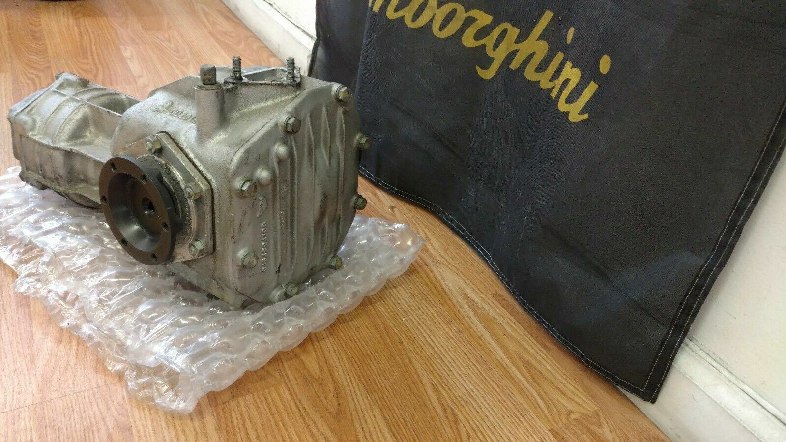 LAMBORGHINI MURCIELAGO LP640 FRONT DIFFERENTIAL AXLE CARRIER OEM 45Y7Q1470 