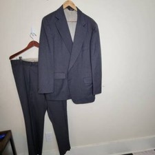 Paul Stuart Gre Wool 2 buton Suit 40 Long