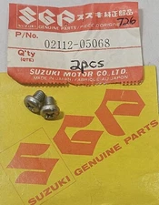 2 NOS Genuine Suzuki JR GSX GS TC TS RV DS Motorcycle 5x6 Screws OEM 02112-05068