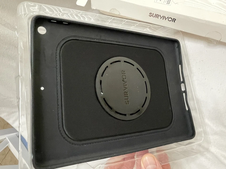 GRIFFIN Survivor Rugged Heavy Case iPad 10.2" (8th/7th Gen) Black OPEN Box - Image 2 of 4