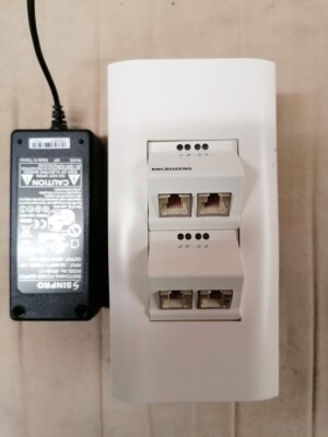 MICROSENS Mini Switch Installationsswitch 45x45mm 4x10/100 + 100Base FX LWL ST