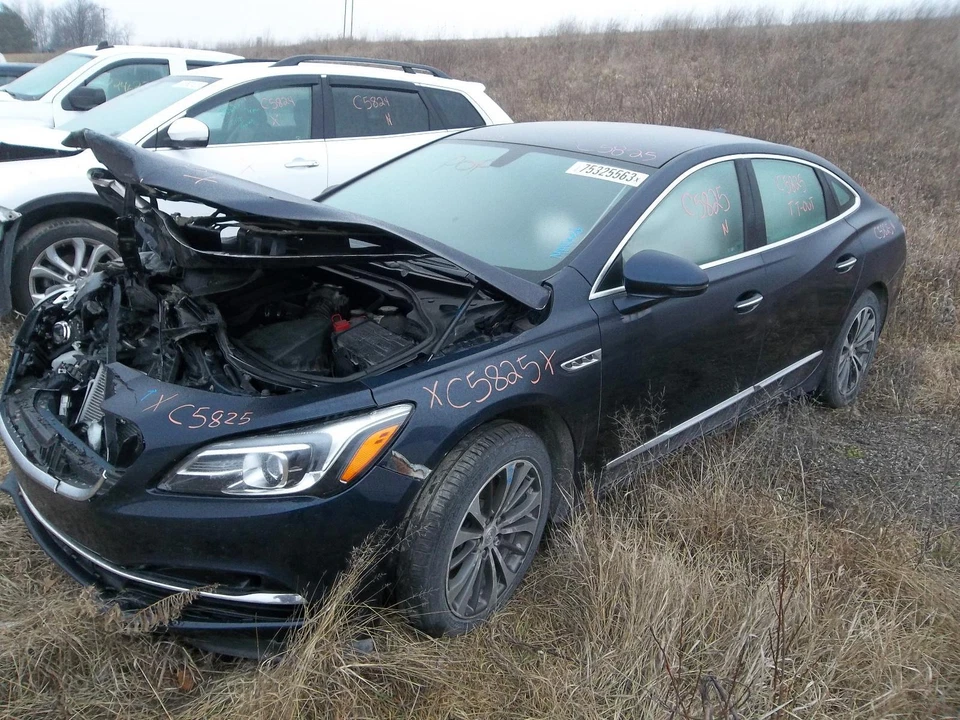 Used Front Center Interior Rear View Mirror fits: 2017 Buick Lacrosse automatic - Изображение 3 из 4