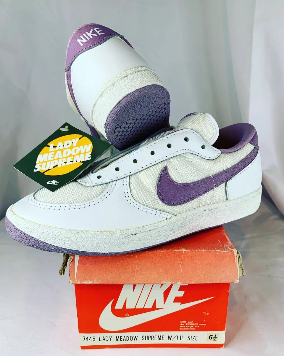 Nike tennis hotsell classic vintage