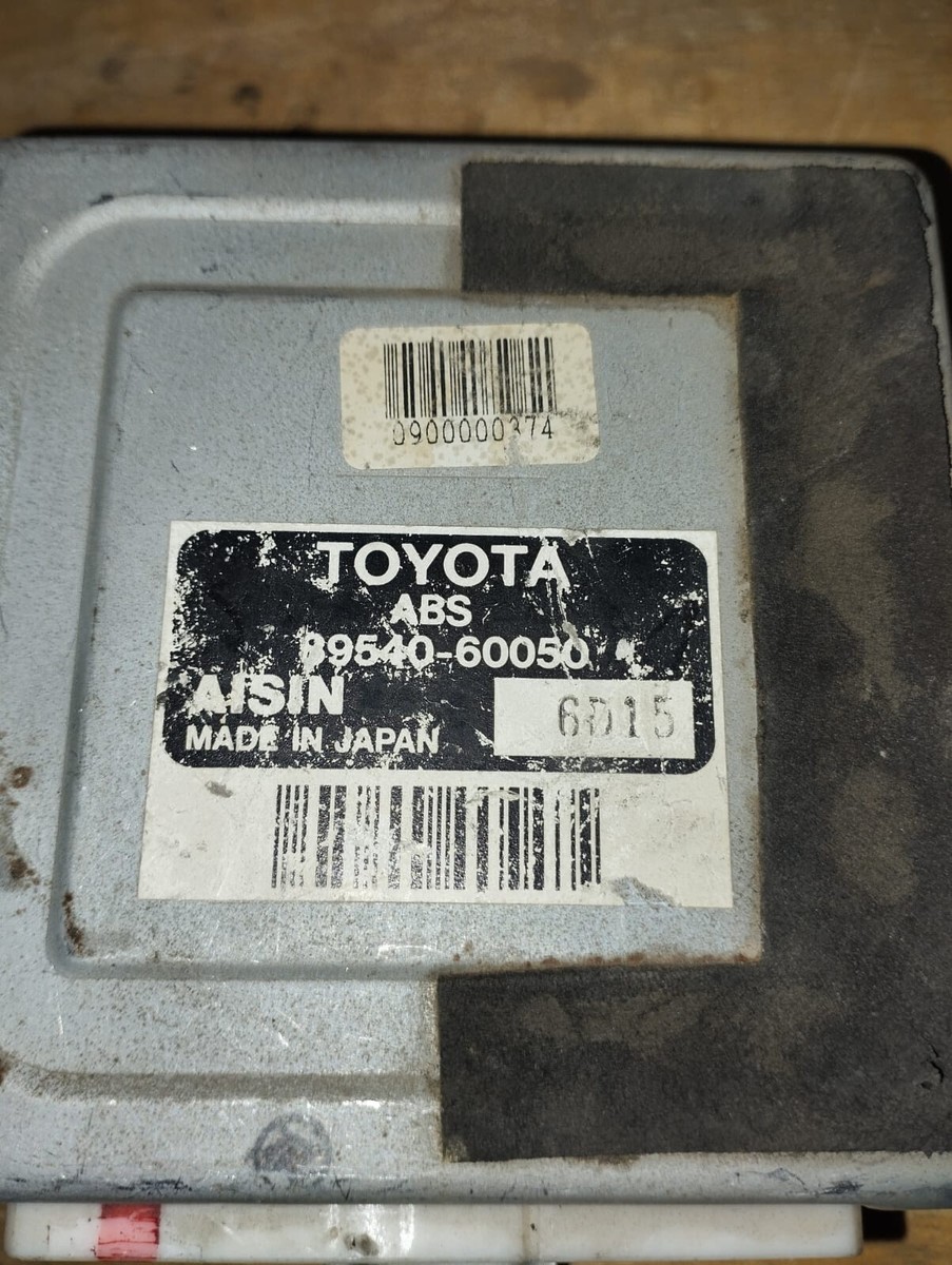 Toyota Land Cruiser Prado KZJ90 KZJ95 RZJ90 RZJ95 ABS CONTROL UNIT