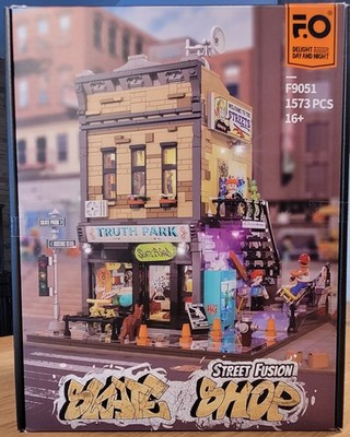 Funwhole/Lumibricks Skateshop F9051