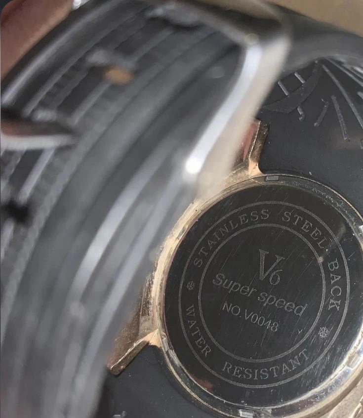 V6 Super Speed Faux Chronograph Sports Style Quartz Men’s Watch No V0048 - Image 3 of 4