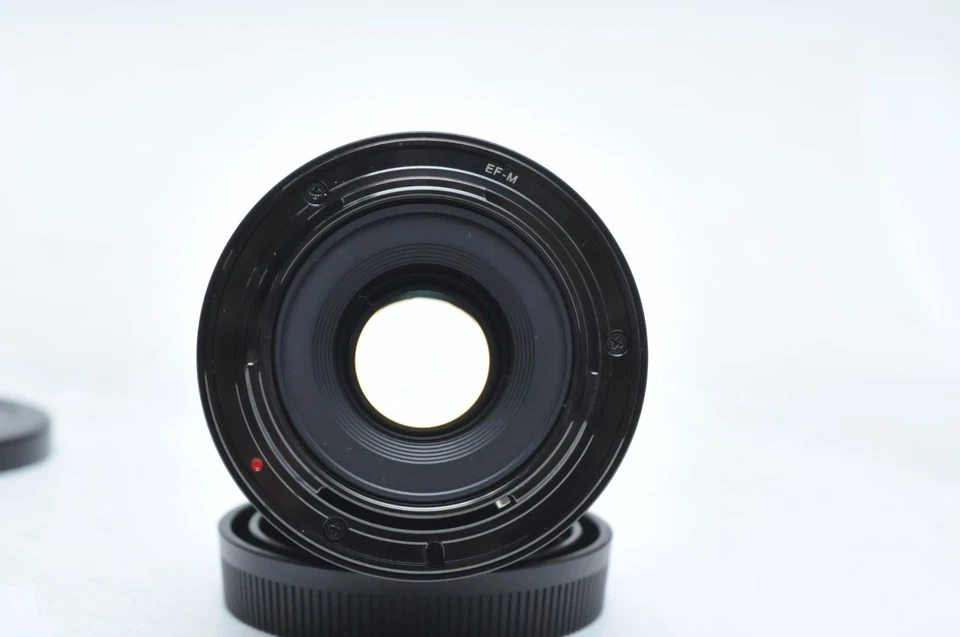 Artisan 60mm F2.8 APS-C MF Macro Prime Lens for Canon EOS-M 53 - Image 3 of 3