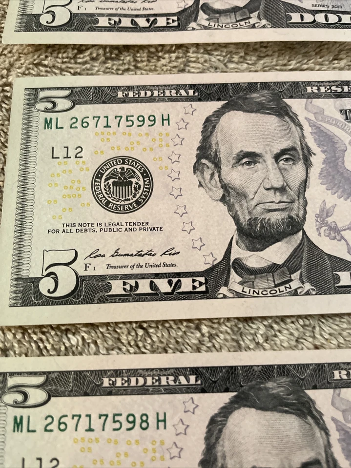 3 - $5 Dollar Federal Reserve Notes Consecutive Serial Numbers Uncirculated  64 - Image 4 of 4