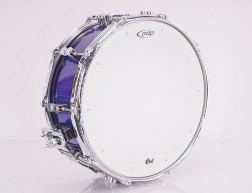 PDP by DW Concept Maple 14x5.5" Snare Drum – Royal Blue to Black Burst – New - Picture 3 of 4