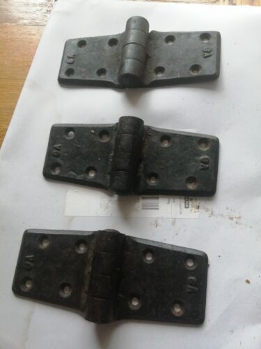 Vintage Antique Iron Door Hinge thick heavy duty rare  forged steel £29 del £8 - Picture 1 of 5