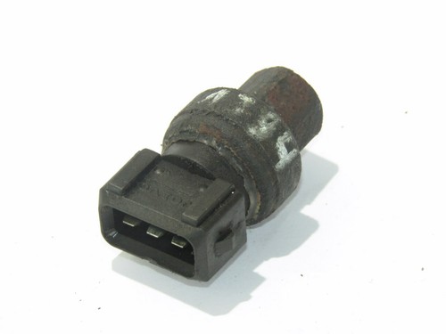 Volvo C70 2000 2.4 Benzin Petrol FUEL RAIL Sensor Einspritzleiste Drucksensor