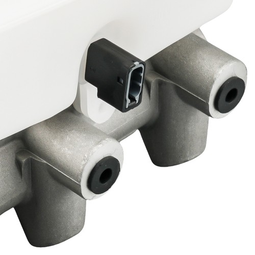 Brake Master Cylinder w/Reservoir M630484 For Nissan Frontier Xterra 2005-2010 - Picture 7 of 9