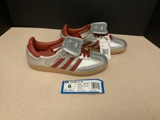 New Womens Adidas Originals Samba LT Long Tongue Athletic Shoes. Size 6. Nice 
