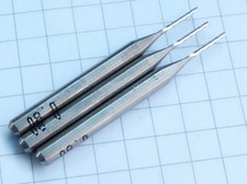 2x fraise 2 lèvres pour PCB Diam 0.80mm Long 7mm Queue 3.175mm. Lot de 2