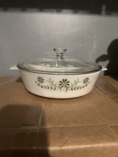 Vintage Glasbake Milk Glass Green Daisy 2 Qt Casserole Dish Flawed With Lid