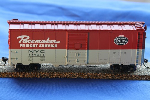 Walthers 40' 1944 Boxcar 910-1343 New York Central # 174024 | Zustand: New