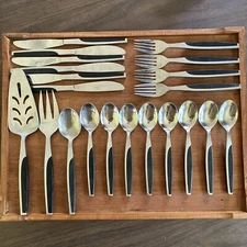 Vintage 21 Piece Mar-Crest Ebony Elegance Black Handle *No Stars* Silverware MCM