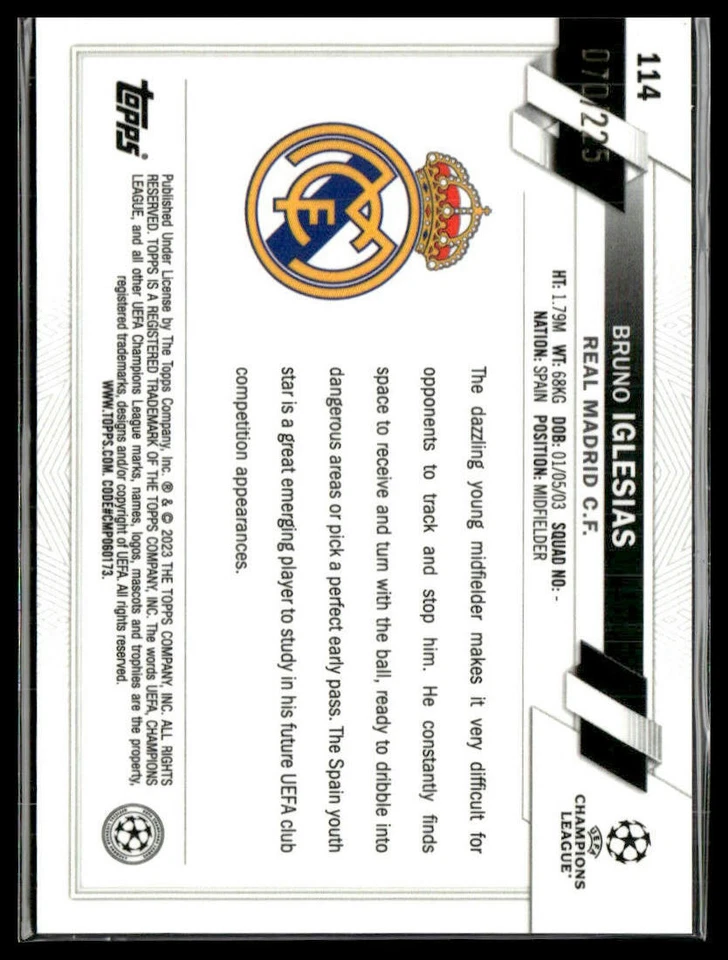 2022-23 Topps Chrome #114 Bruno Iglesias Night Ray Wave Refractor #/225 - Image 2 of 2