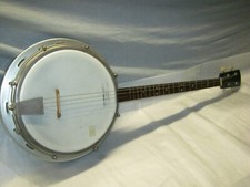 4 STRING BANJO
