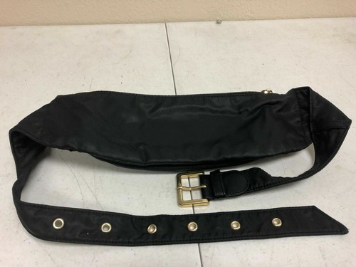 Authentic Moschino Leather Fanny Pack / Belt Bag aa49 - Picture 8 of 8