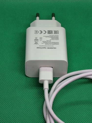 Caricabatteria Travel RETE originale HUAWEI Supercharge HW-050450E00 + Cavo - 第 2/4 張圖片