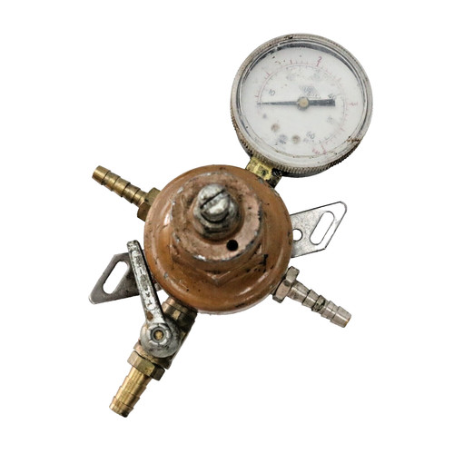 Tap-Rite CO2 Regulator, Gauge Beer, Soda, Brewing 60 PSI w/ Mounting Bracket/off